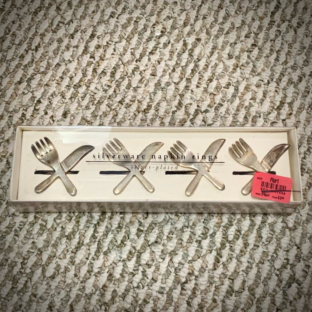Pier 1 Silverware Napkin Rings Set